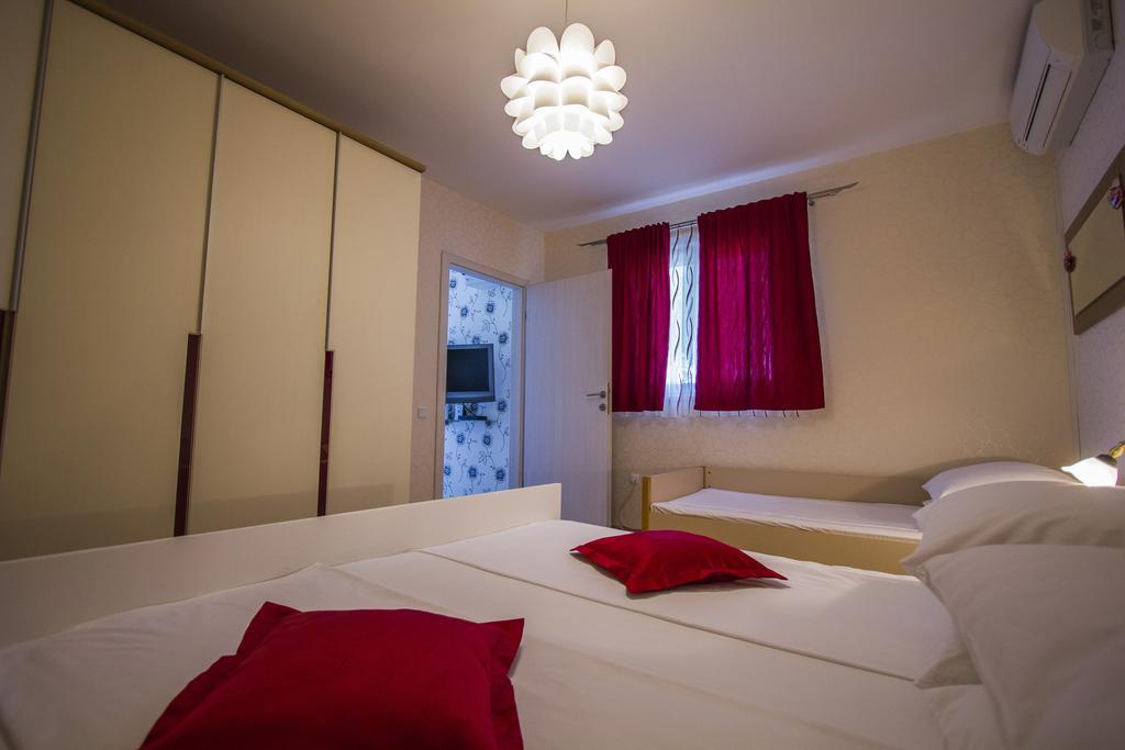 Apartments Rako M&I بودْسْتغانا الغرفة الصورة